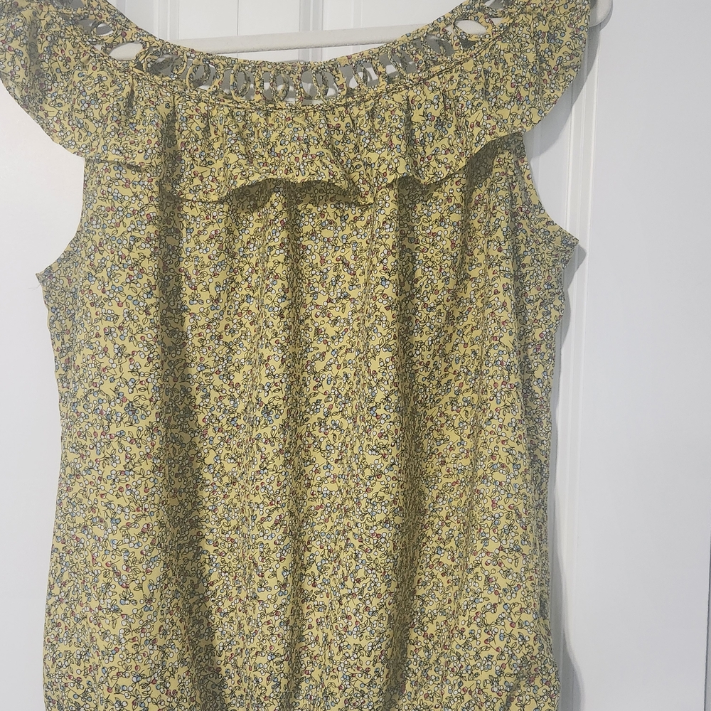 Max Studio Yellow Floral Ruffle Blouse - Picture 2 of 2